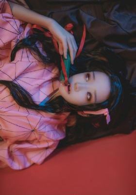 女教师的凌唇教室在线